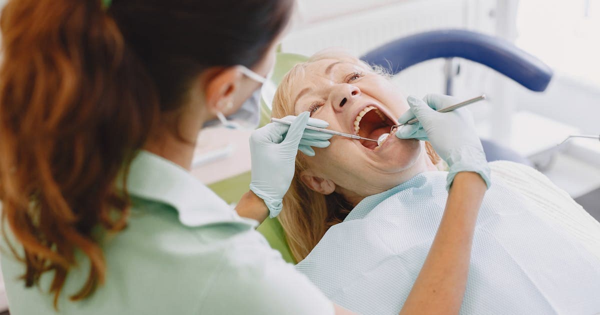 Comprar vs montar clínica dental