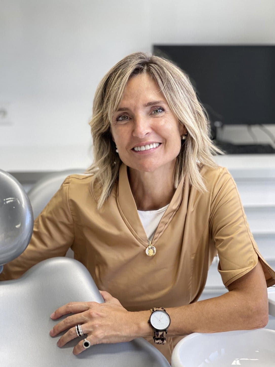 Dolores Zampieri — Infinite Clínica Dental