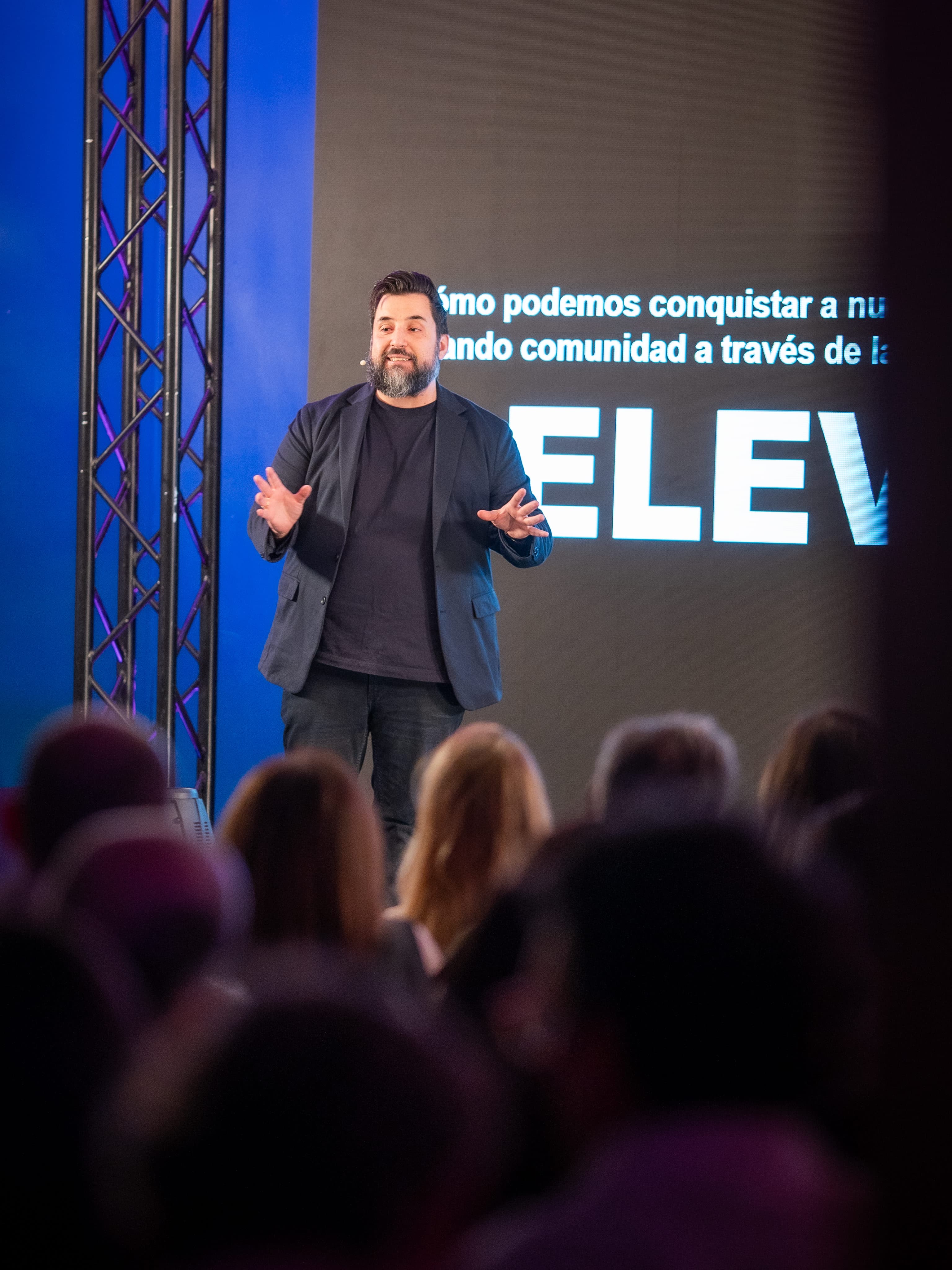 Miguel Molina en el Summit