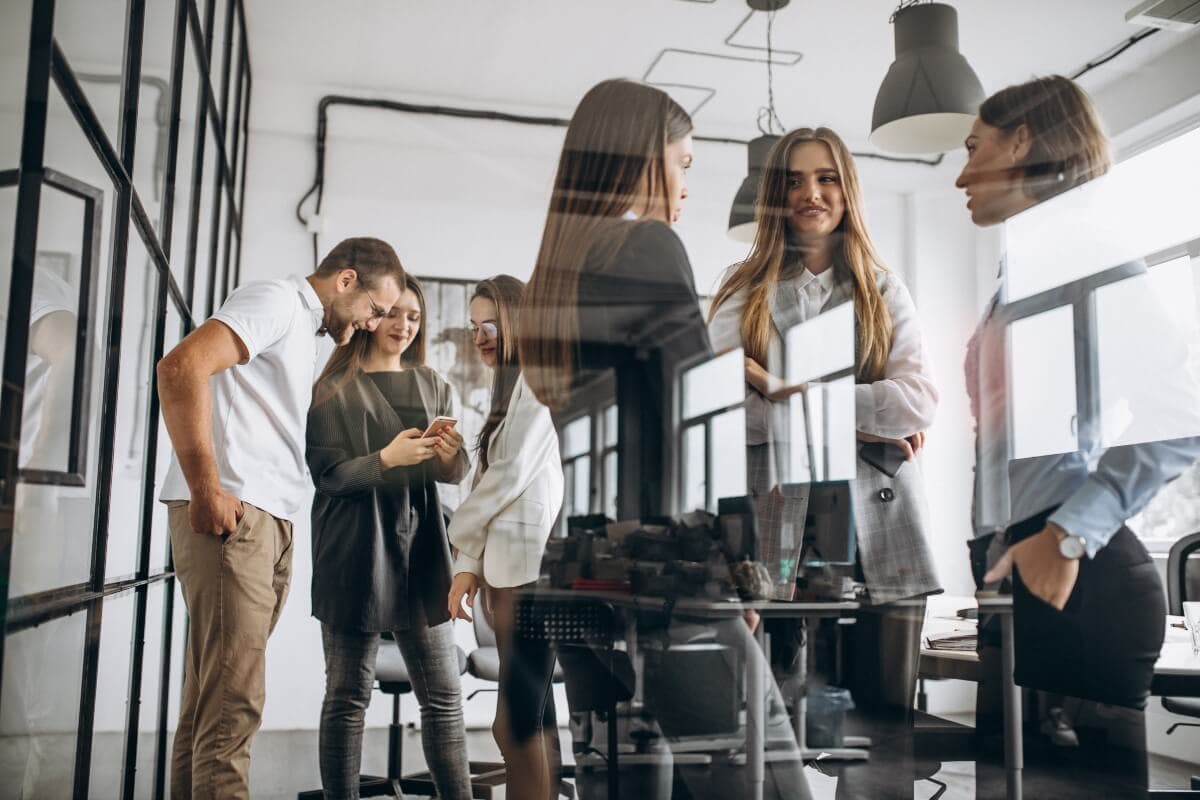 Qué es y qué beneficios tiene hacer networking para tu clínica dental