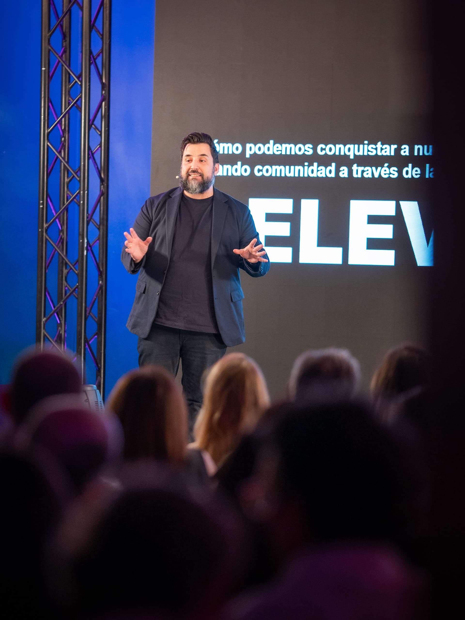 Miguel Molina en el Summit