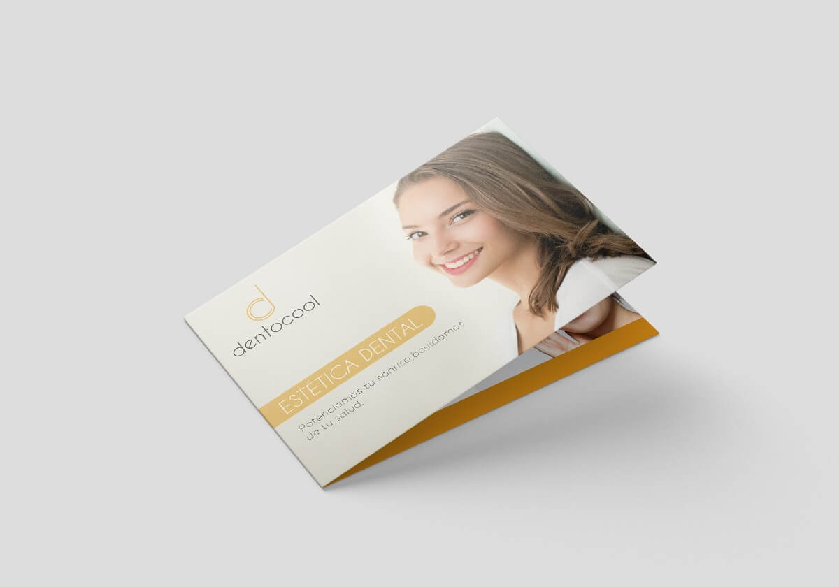 Diseño de folletos para clínicas 